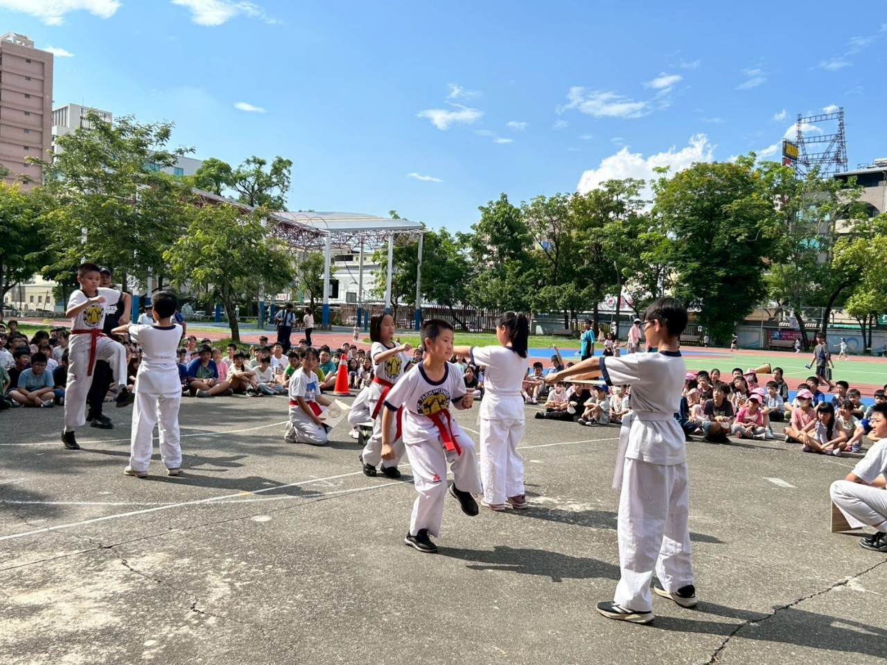 社團